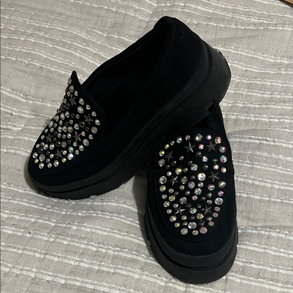 Steve Madden Black Rhinestone Loafers